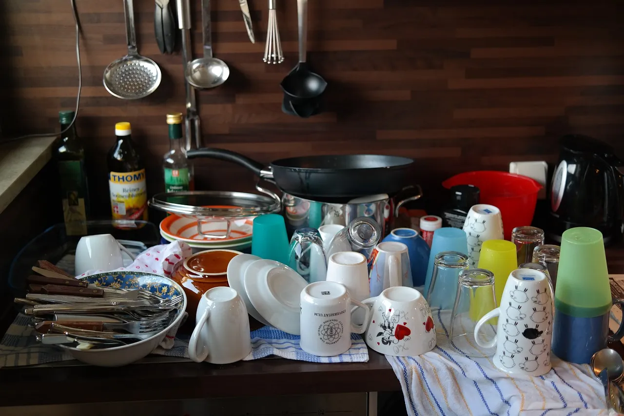 tableware-237798_1280.jpg